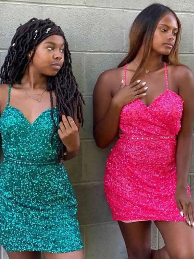 Discount Sleeveless Dark Green Sheath V-Neck Prom Dress Canada