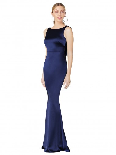 Discount Sleeveless Dark Navy Low Back Sheath Halter Neck Prom Dress Canada